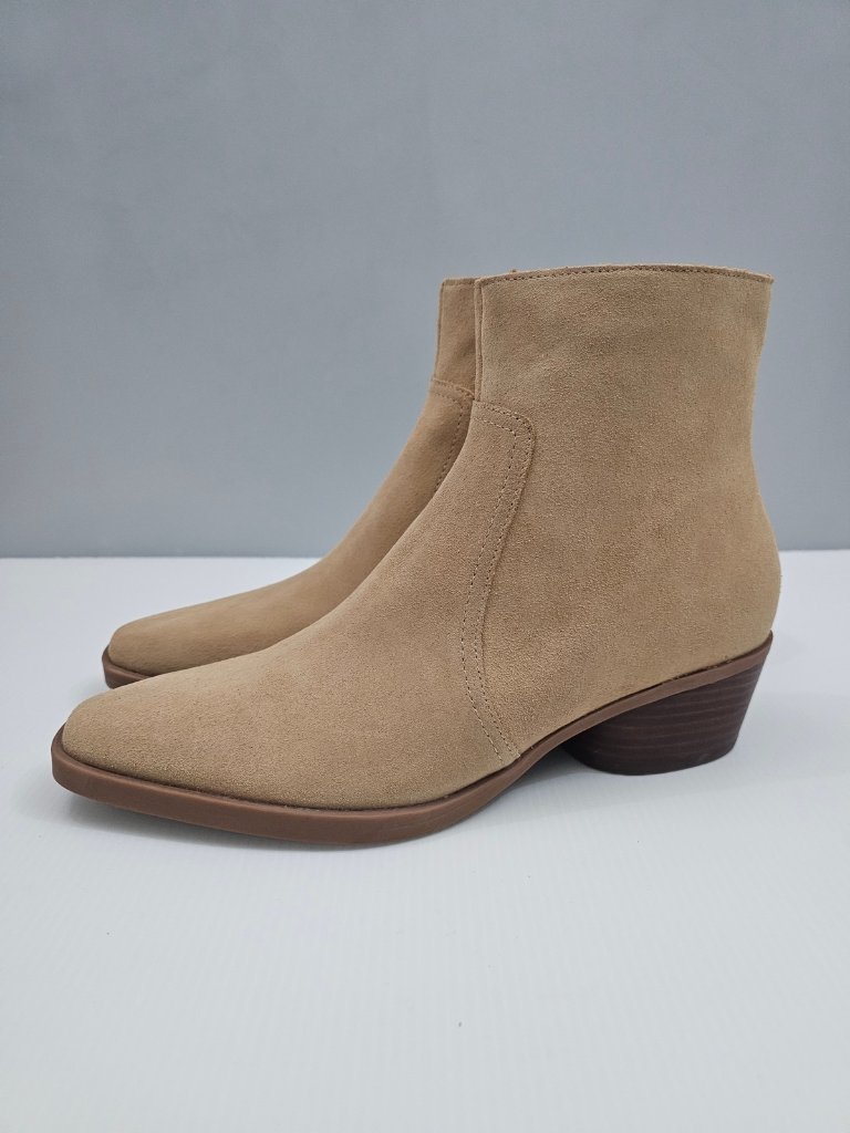 Dolce Vita Fahari H20 Waterproof Ankle Boot Womens 8 Camel Tan Suede Western